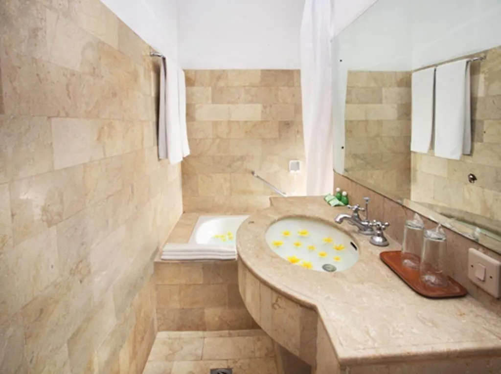 Hotel Ratna Kuta Lombok