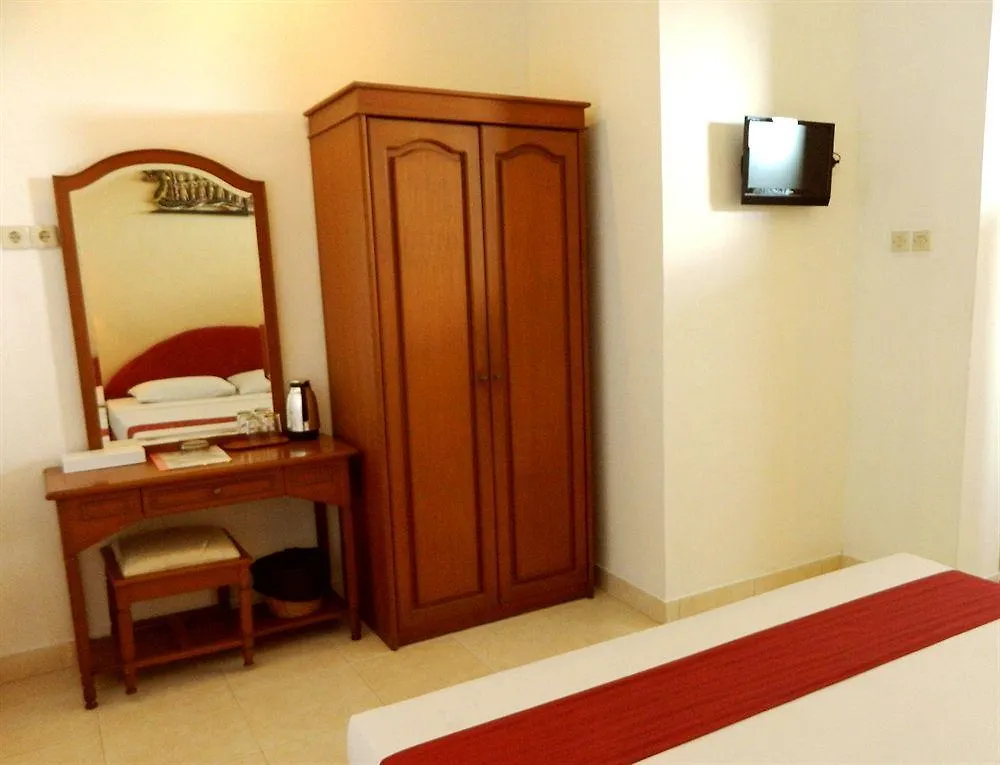 Hotel Ratna Kuta